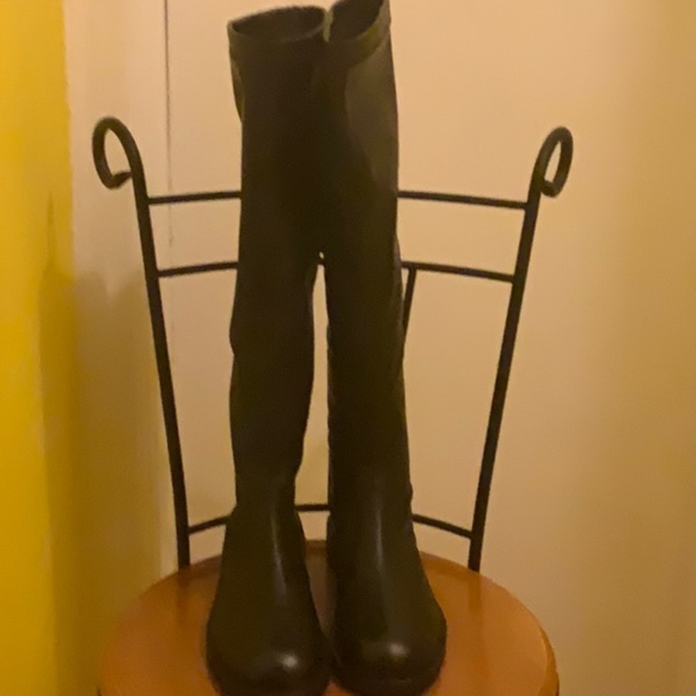 Brand new Stele black boots